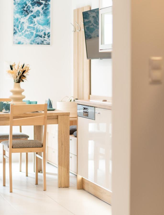 Jegmadar & Fekete Golya Apartmanok Mosonmagyaróvár エクステリア 写真