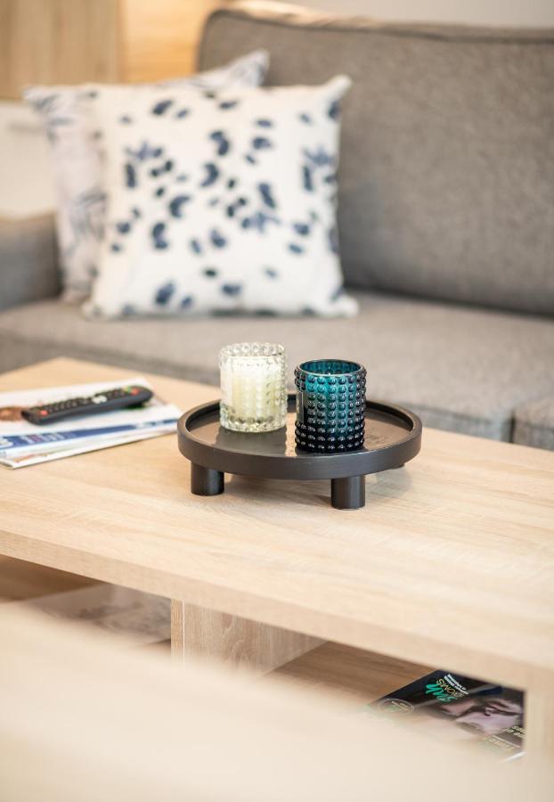 Jegmadar & Fekete Golya Apartmanok Mosonmagyaróvár エクステリア 写真