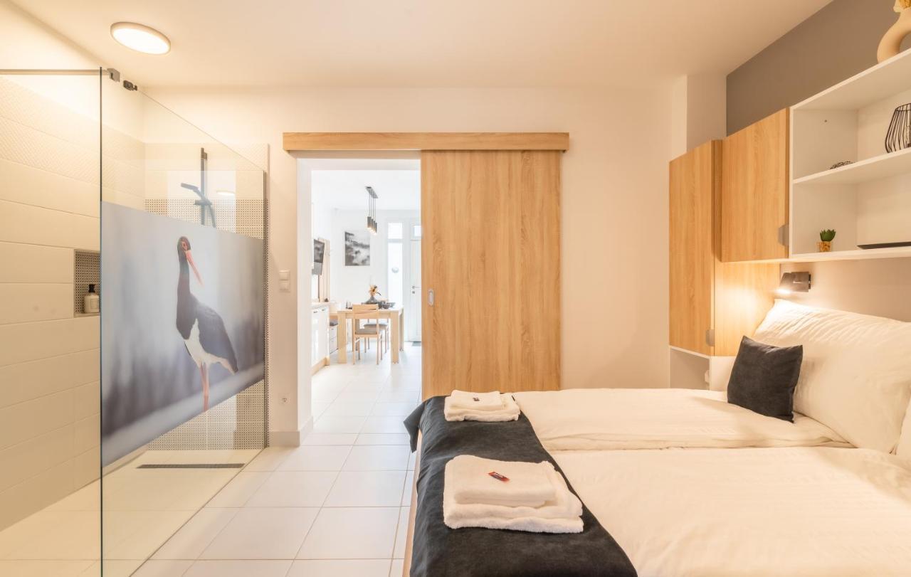 Jegmadar & Fekete Golya Apartmanok Mosonmagyaróvár エクステリア 写真